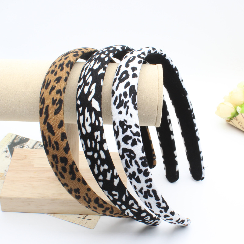 Women'S Accessories Go Outdoors - La ragazza della fascia per capelli