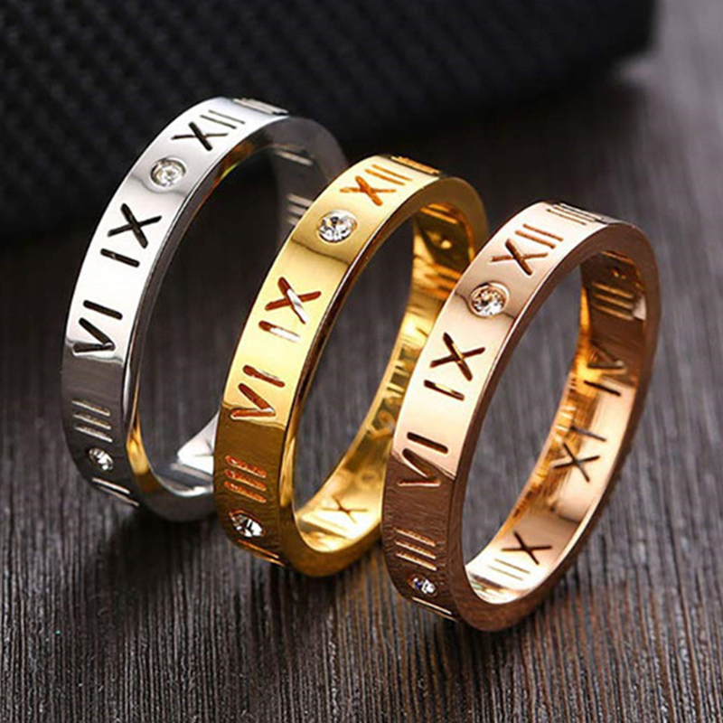 Anello con numeri romani vuoti - Wrap Ring Gold recensione e prezzo