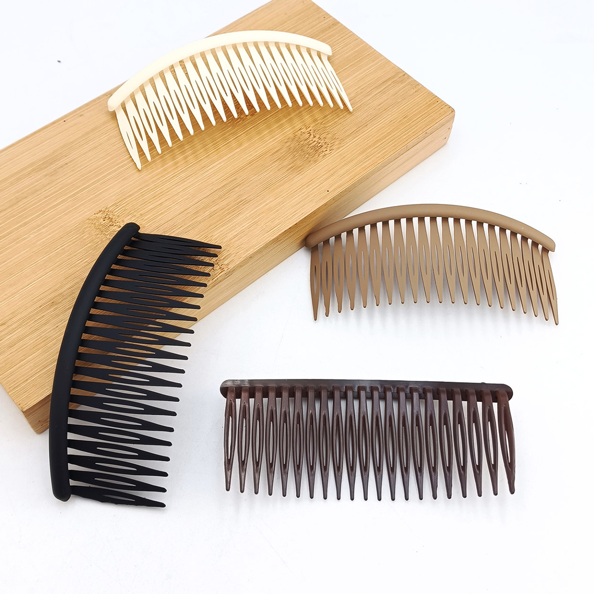 1/12 PCS Pettine per capelli d - Women Knight Accessories recensione e prezzo